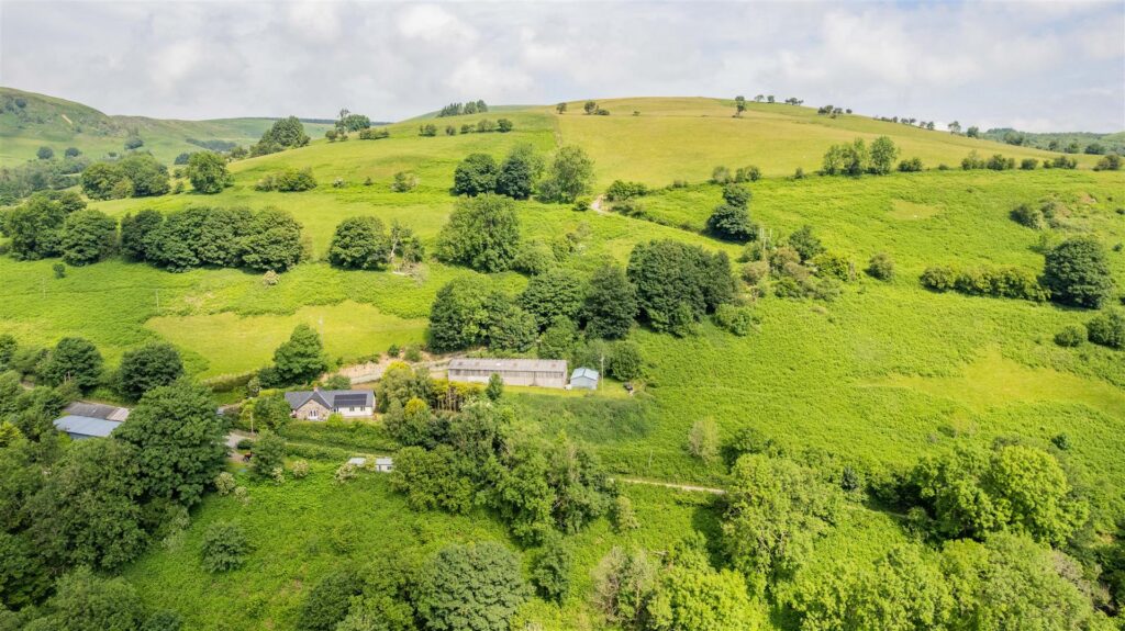 Hirnant, Penybontfawr, Oswestry photo 1