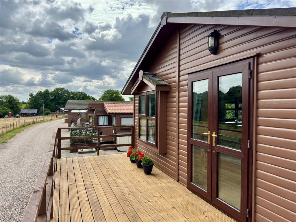 Penrhos Park Lodges, Meifod photo 8