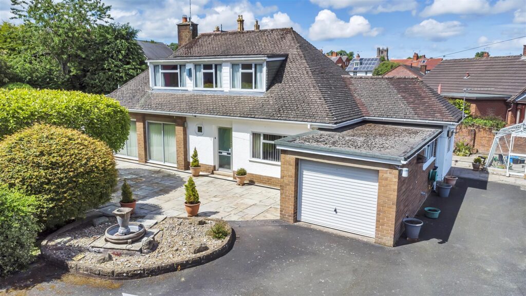 Off Weston Avenue, Oswestry photo 6
