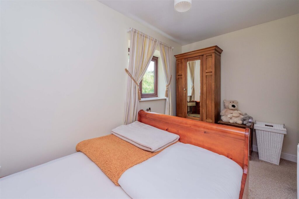 Forest Hills, Chirk photo 26