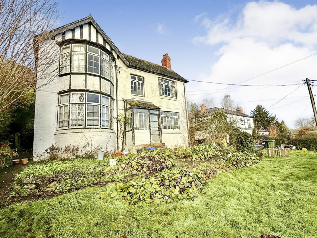 Pant, Oswestry photo 10