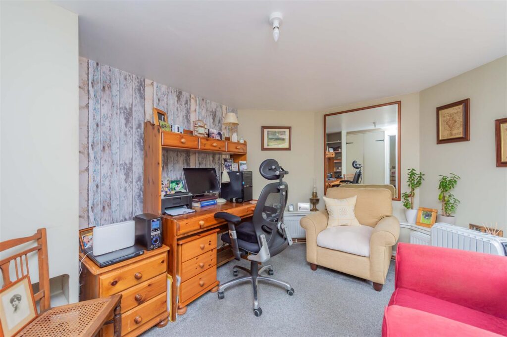 Forest Hills, Chirk photo 16