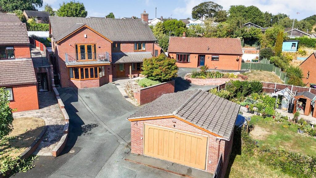 Green End, Oswestry photo 25