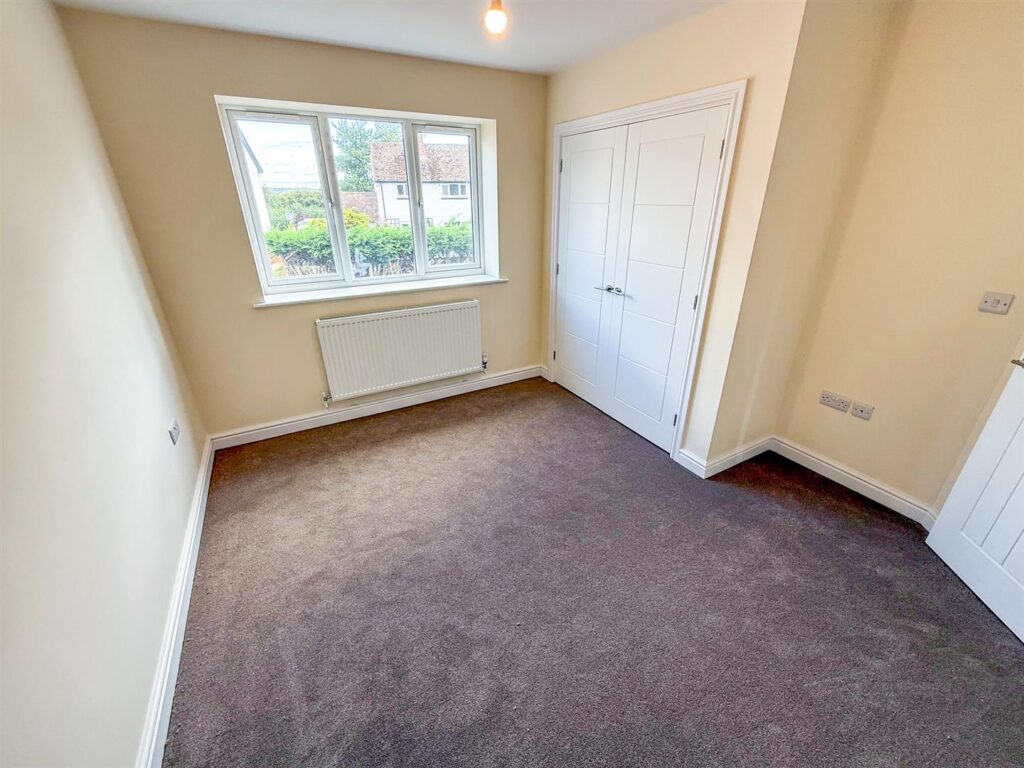 Queensway, Nesscliffe, Shrewsbury photo 13