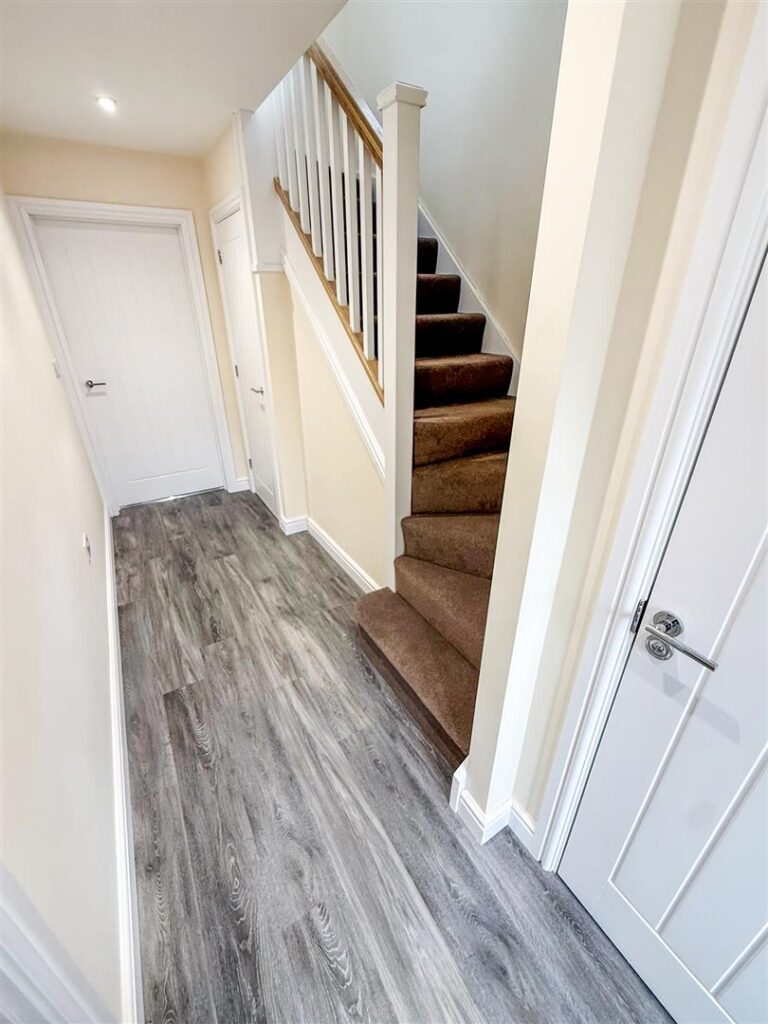 Queensway, Nesscliffe, Shrewsbury photo 5