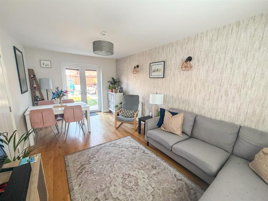 Kinalt Crescent, St. Martins, Oswestry photo 8