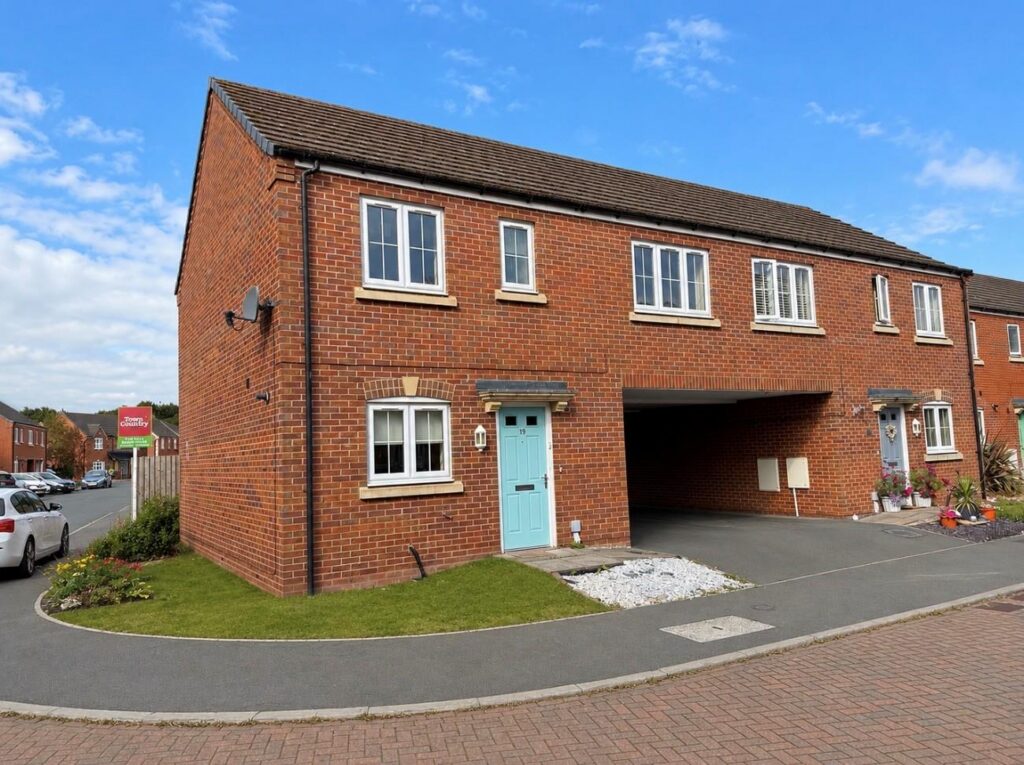 Henry Robertson Drive, Gobowen, Oswestry photo 1