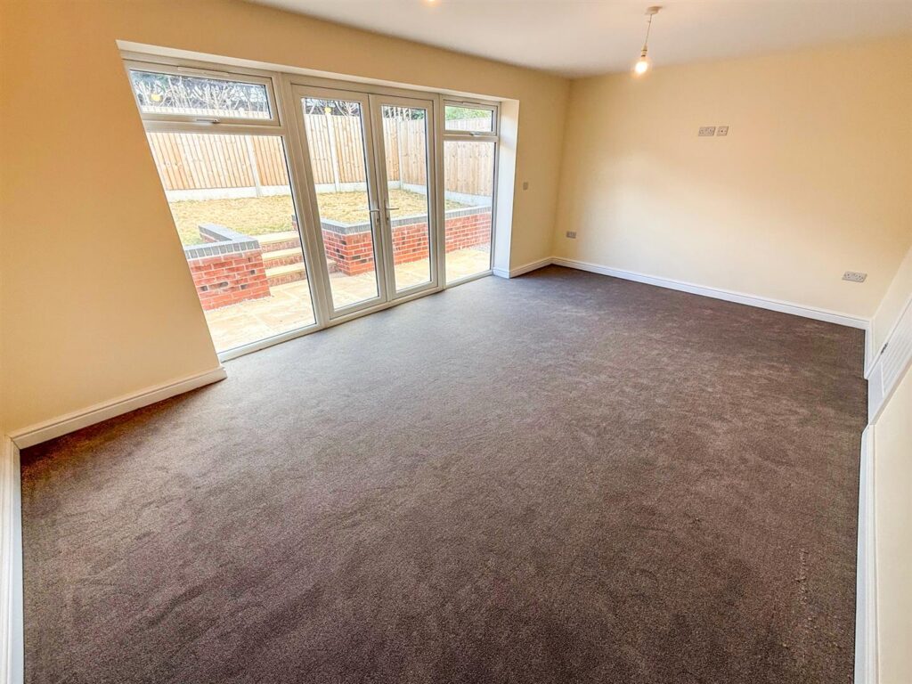 Queensway, Nesscliffe, Shrewsbury photo 8