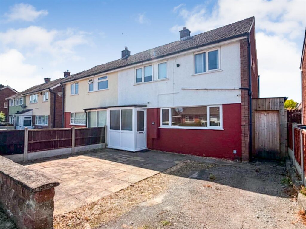 Brookhouse Road, Oswestry photo 16