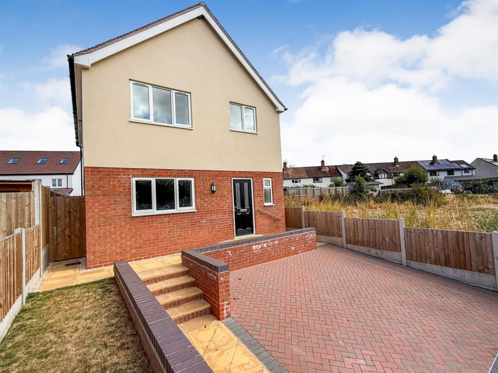Queensway, Nesscliffe, Shrewsbury photo 16