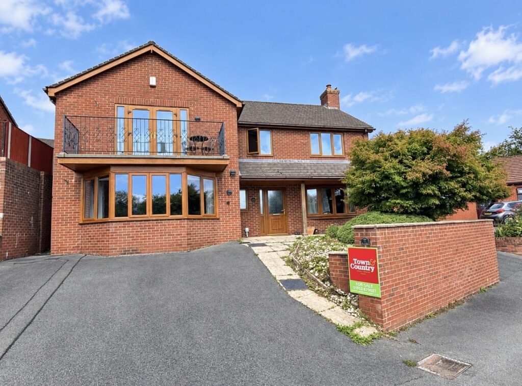 Green End, Oswestry photo 1