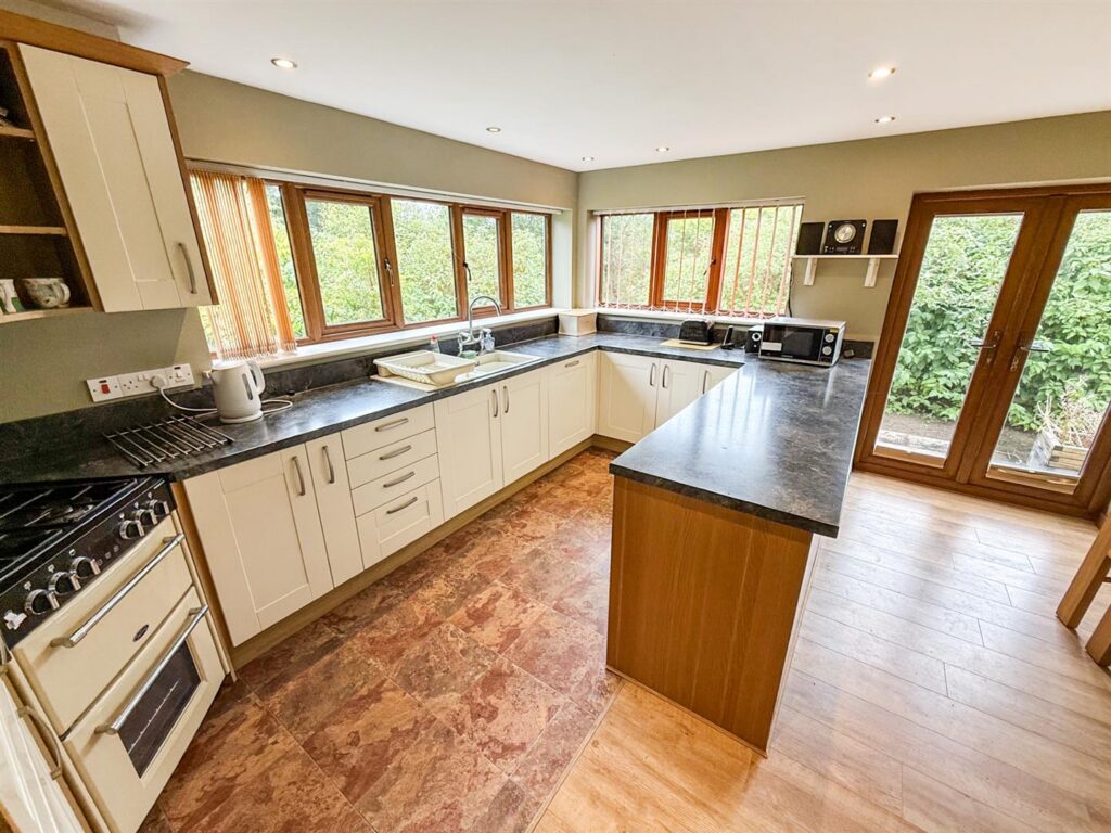 Pen-Y-Garnedd, Llanrhaeadr Ym Mochnant, Oswestry photo 6