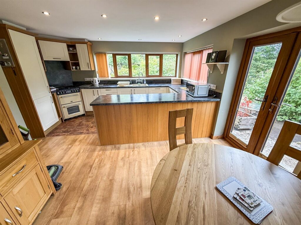 Pen-Y-Garnedd, Llanrhaeadr Ym Mochnant, Oswestry photo 3