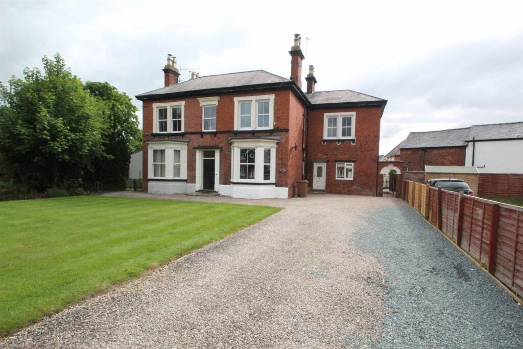 Fairfield House, Old St Martins Road, Gobowen photo 1