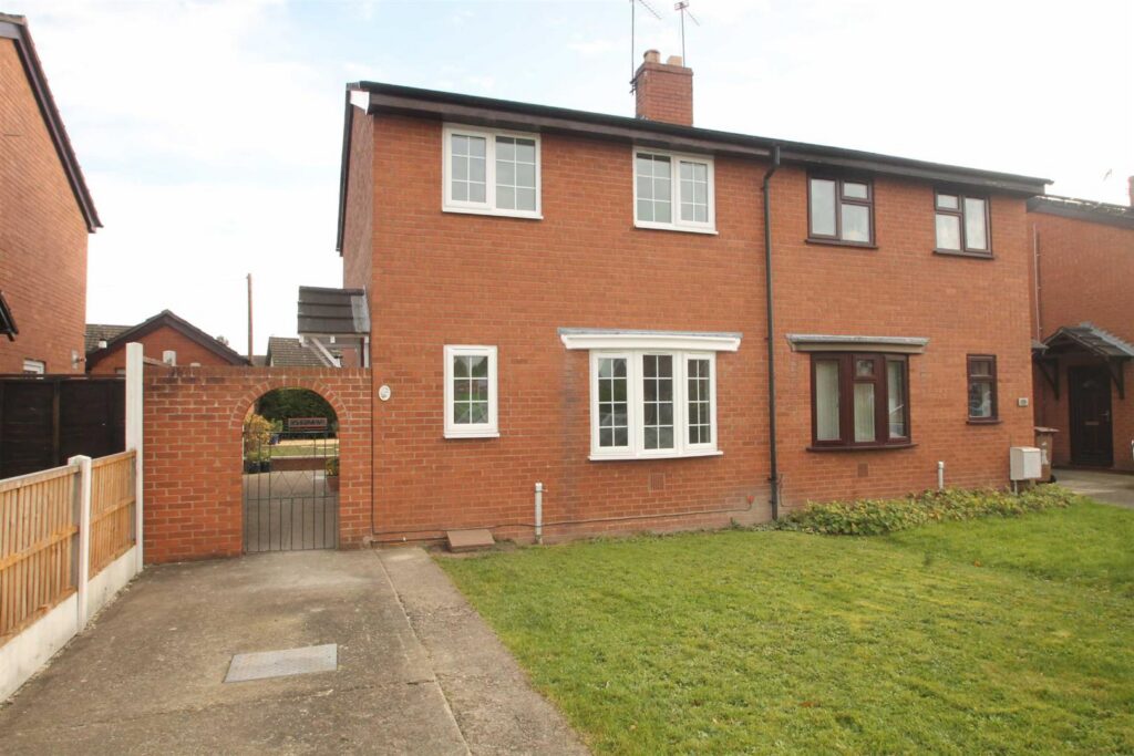 Willow Close, St Martins photo 1