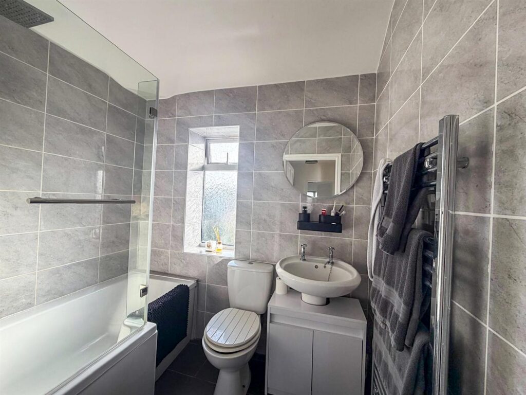 Lower Bellevue, Morda photo 15