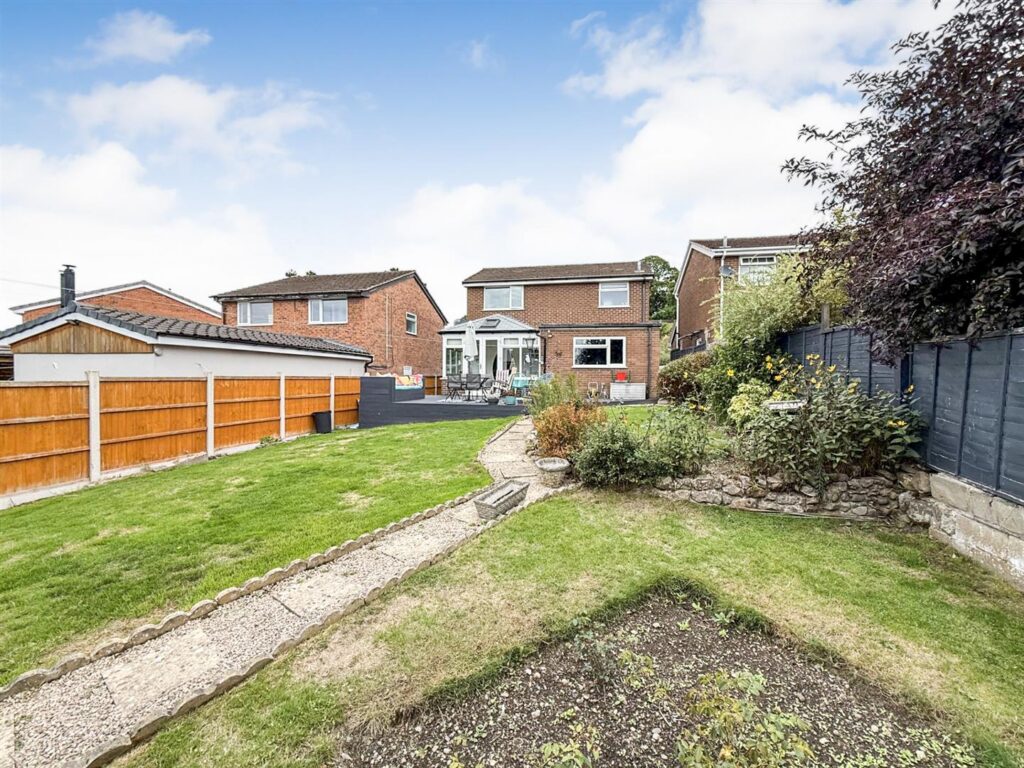Ardmillan Court, Oswestry photo 13