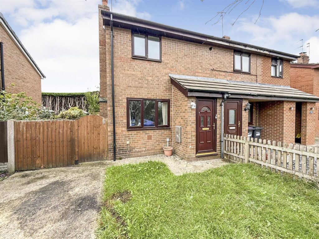 Cherry Tree Drive, St. Martins, Oswestry photo 1