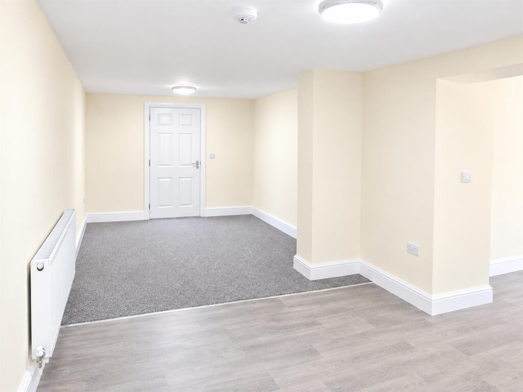 3 Station Road, Whittington, Oswestry photo 4