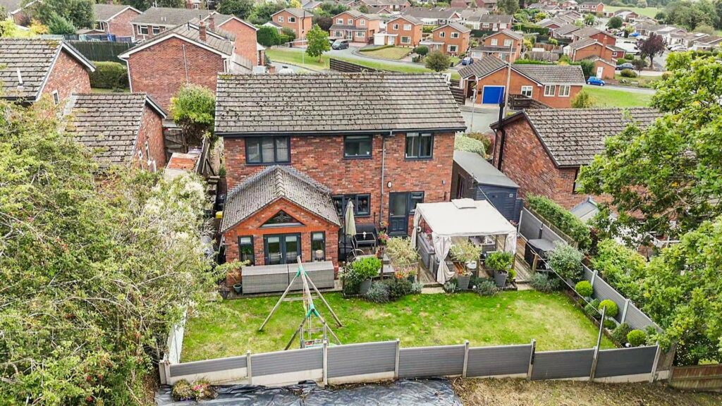 Pen Y Cae Avenue, Gobowen, Oswestry photo 32
