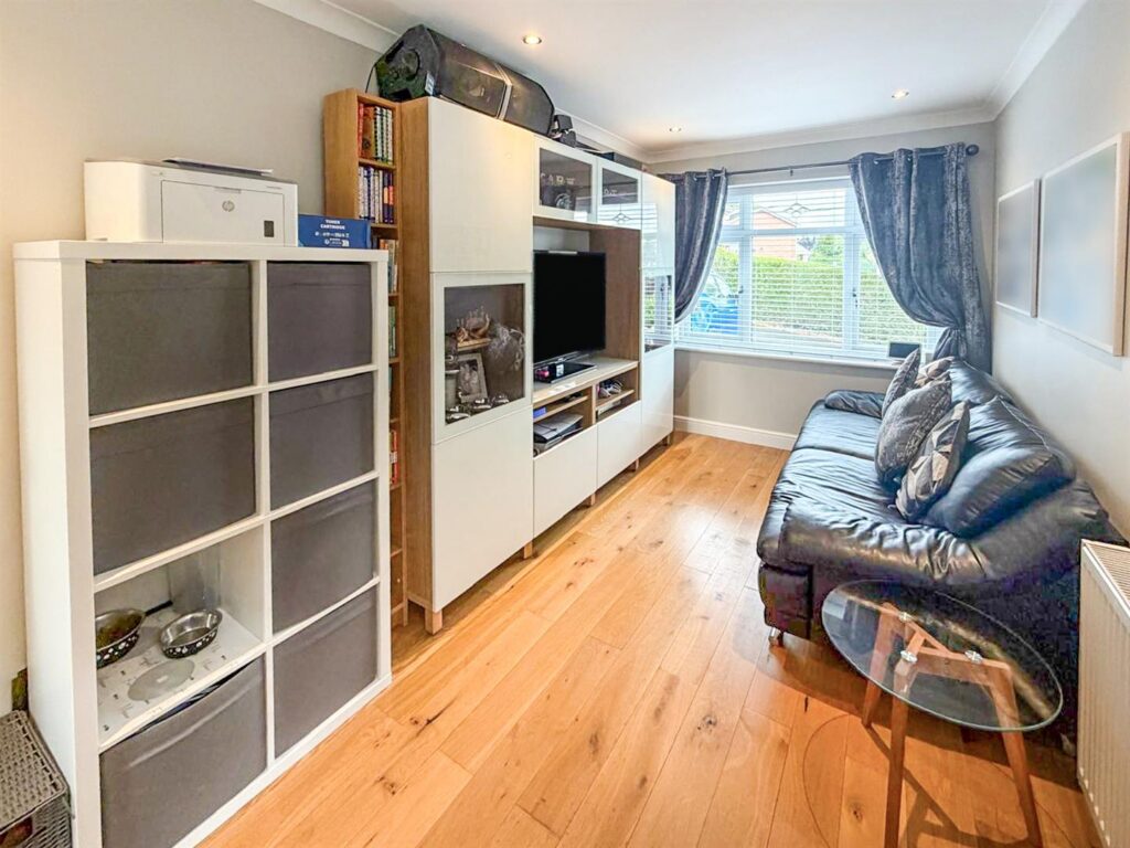Pen Y Cae Avenue, Gobowen, Oswestry photo 13