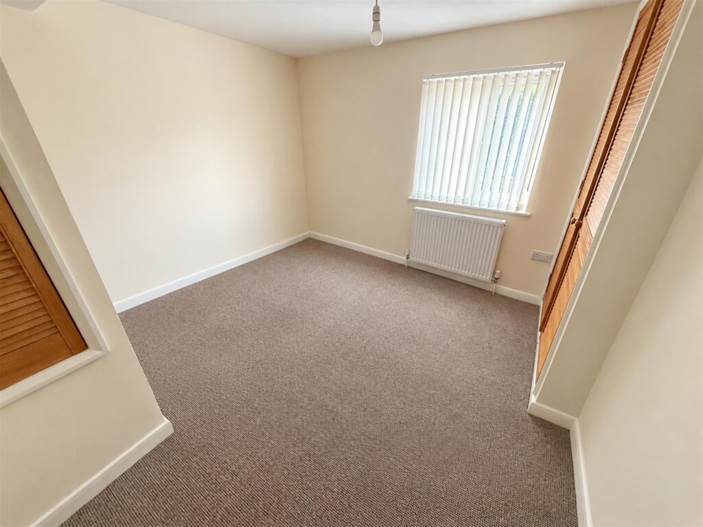 3 Station Road, Whittington, Oswestry photo 6