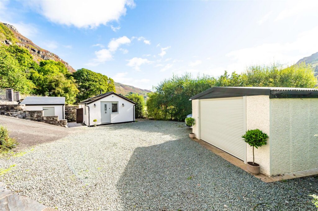 Llangynog photo 28