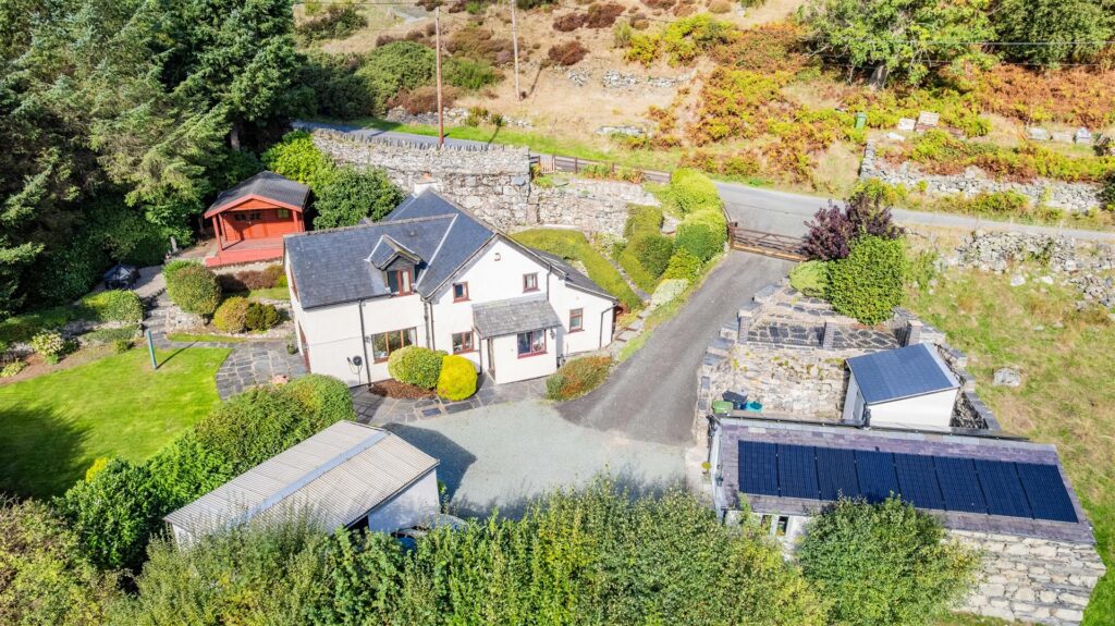 Llangynog photo 1