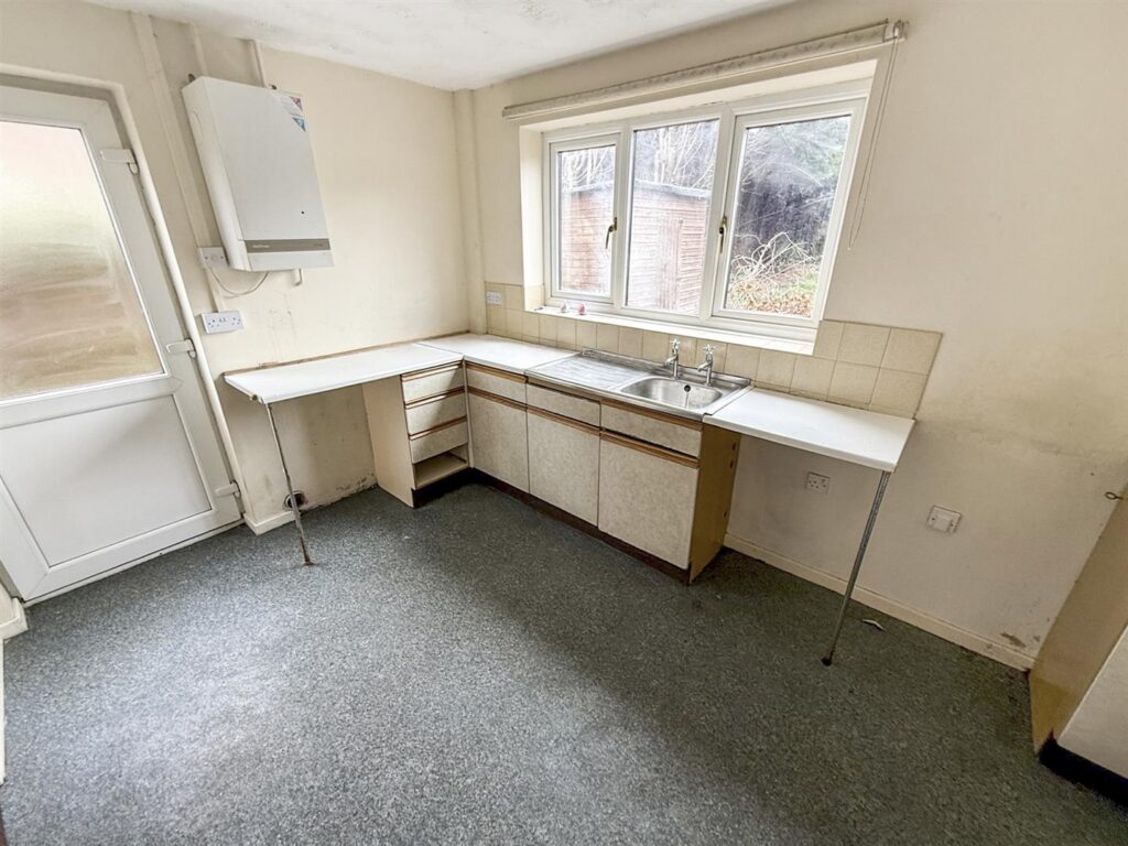 Cherry Tree Drive, St. Martins, Oswestry photo 9