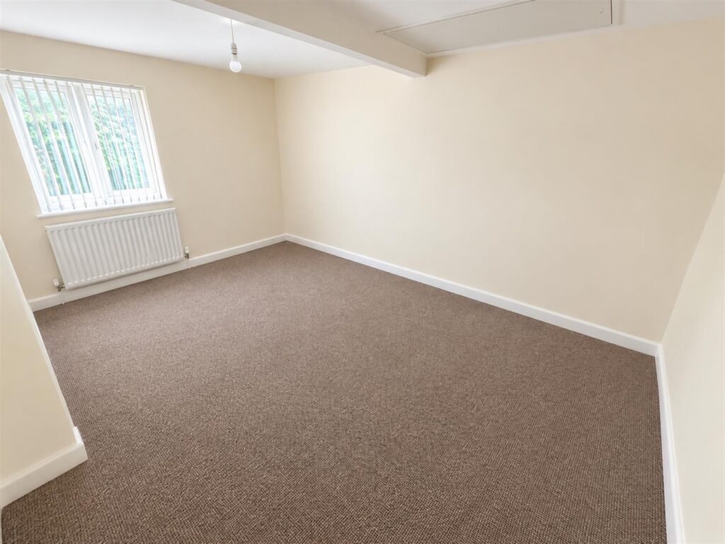 3 Station Road, Whittington, Oswestry photo 3