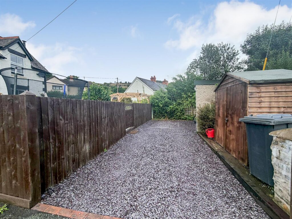 Glyn Ceiriog photo 15