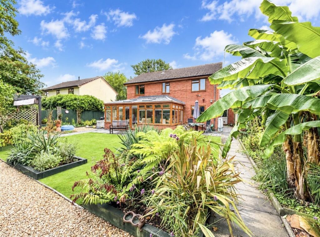 Oaklands Drive, Whittington, Oswestry photo 1