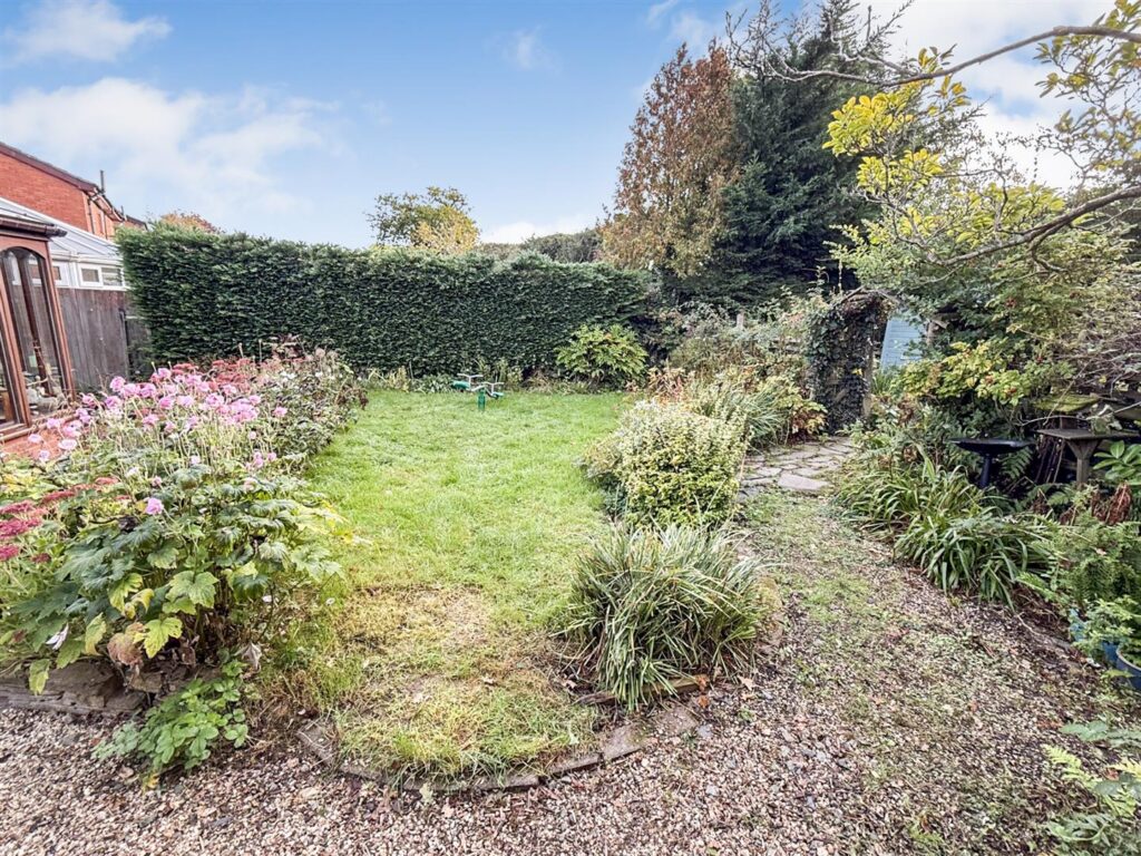 Cherry Tree Drive, St. Martins, Oswestry photo 19