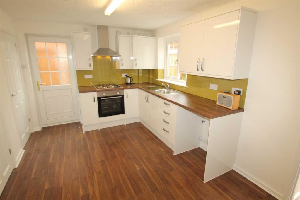 Willow Close, St Martins photo 2