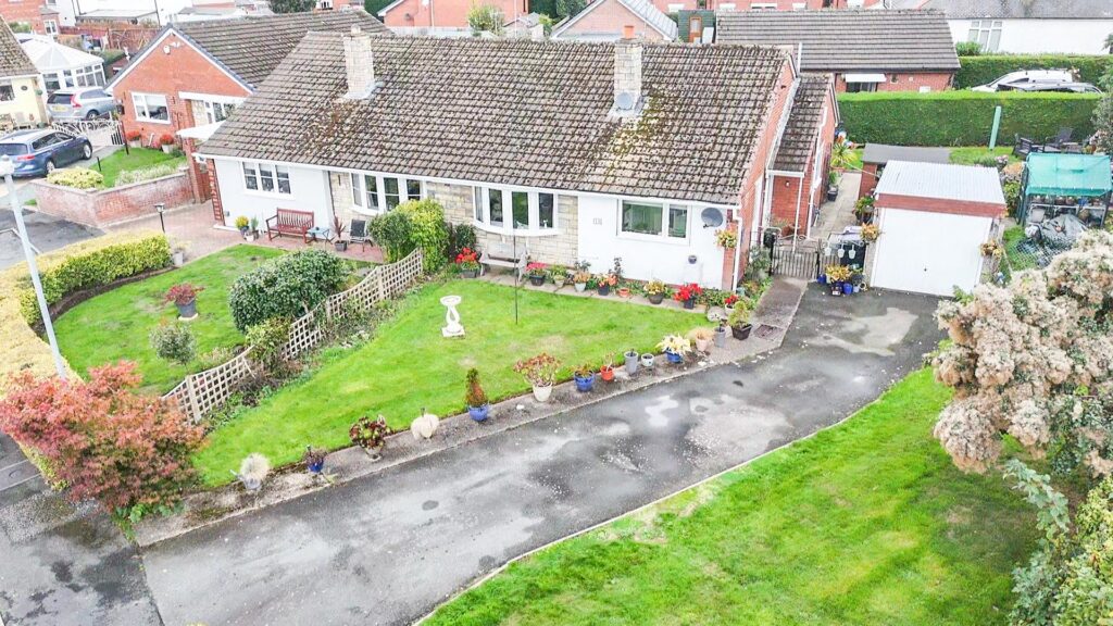 St. Davids Close, Gobowen, Oswestry photo 1