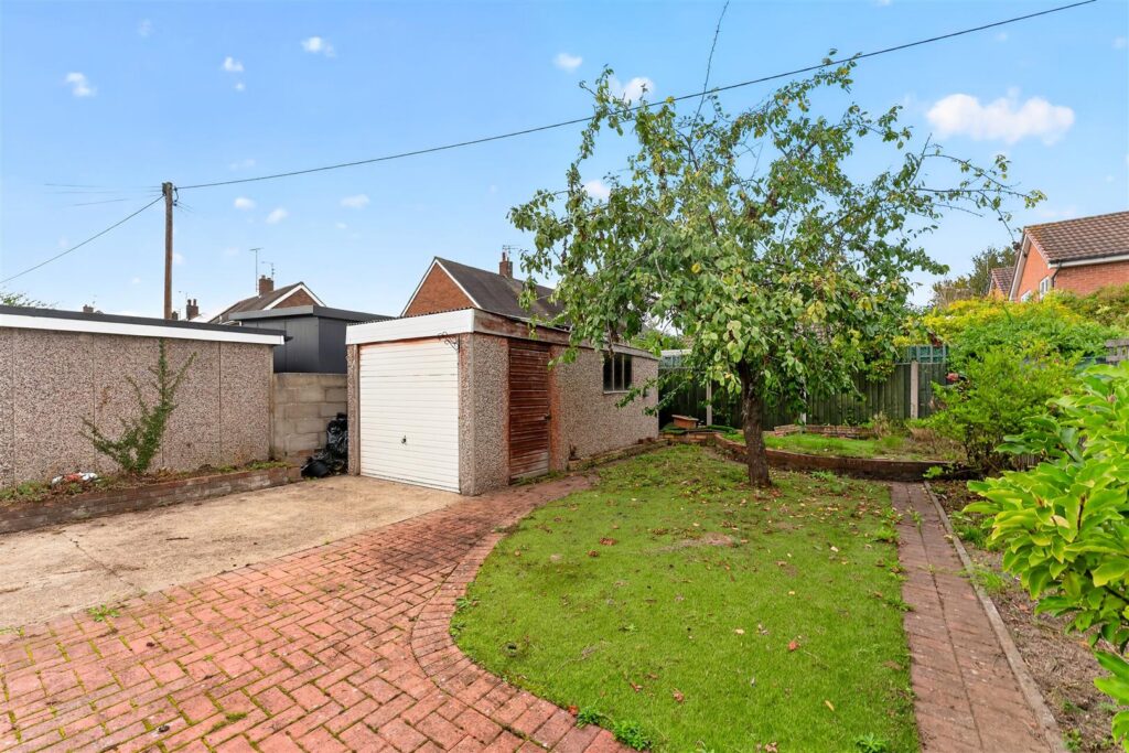 Wrexham Road, Rhostyllen, Wrexham photo 25