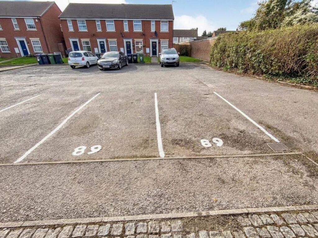 Llys Road, Oswestry photo 9