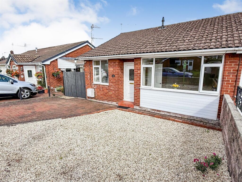 Monkmoor Road, Oswestry photo 7