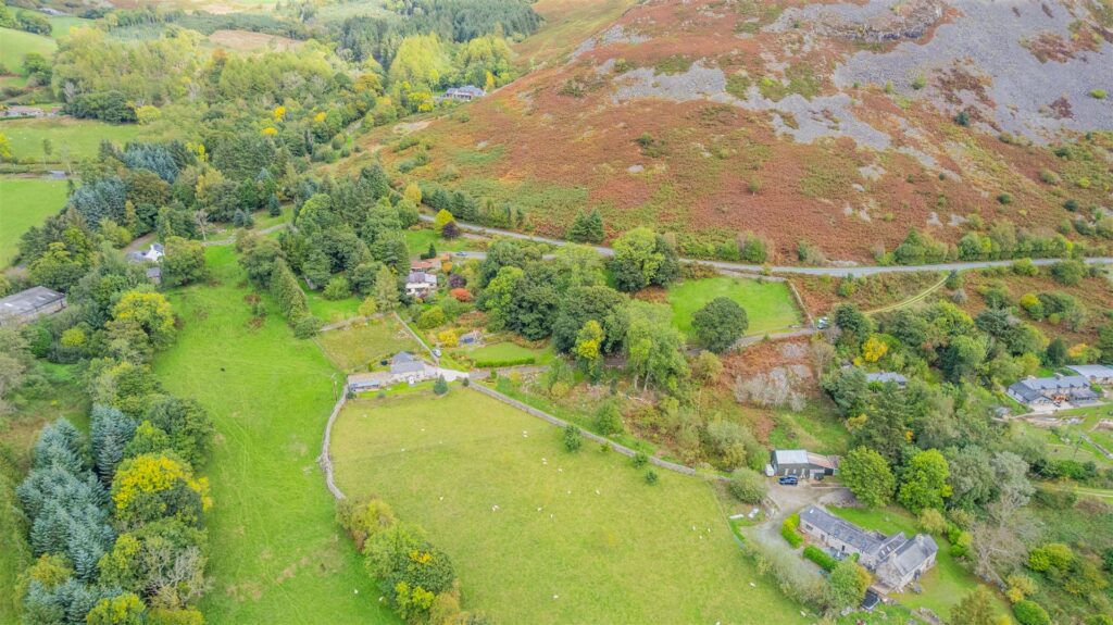 Bala Road, Llangynog photo 33