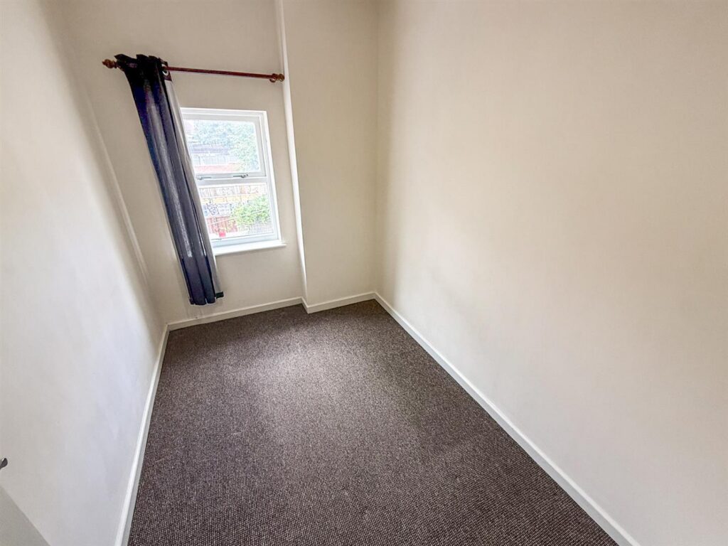 Lorne Street, Oswestry photo 6