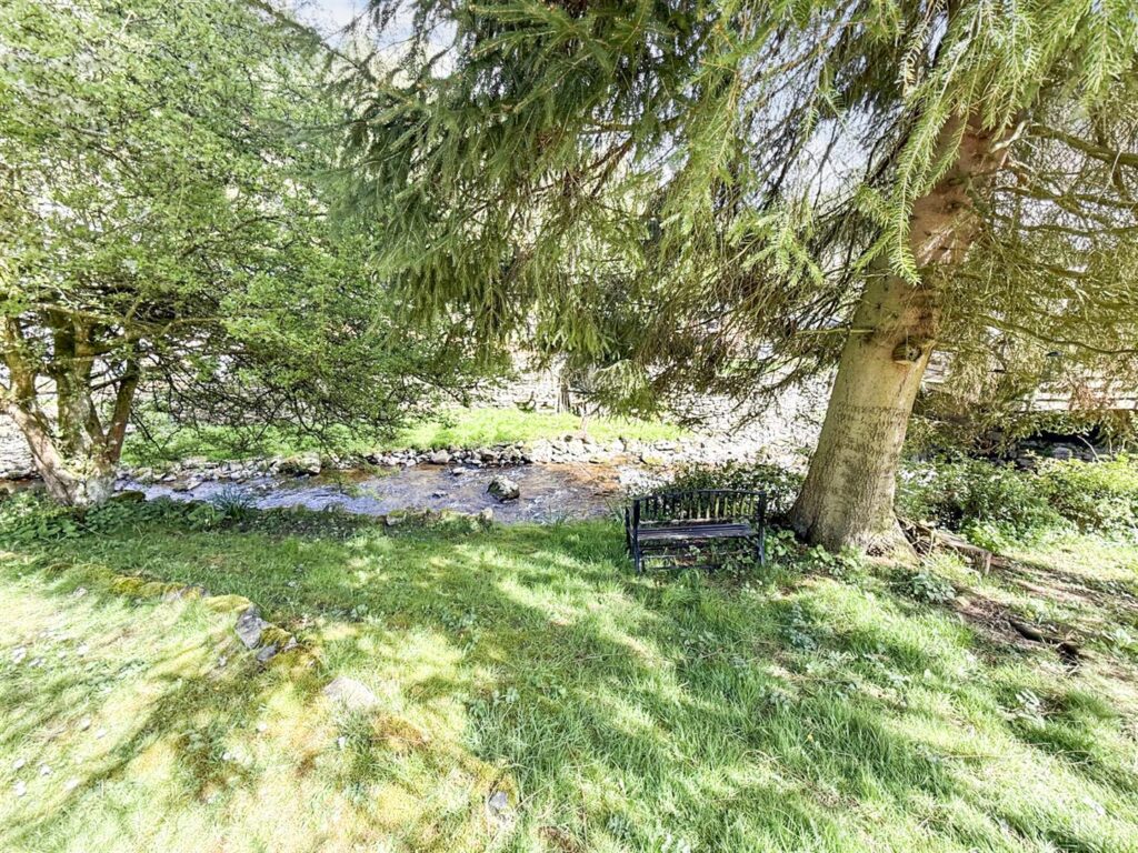 Aberteirw Terrace, Pandy, Llangollen photo 5