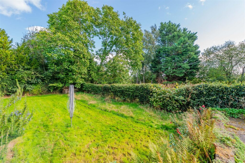 Weston Lane, Oswestry photo 36